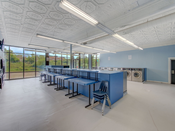 999 Hudson Rd for Sale or Lease